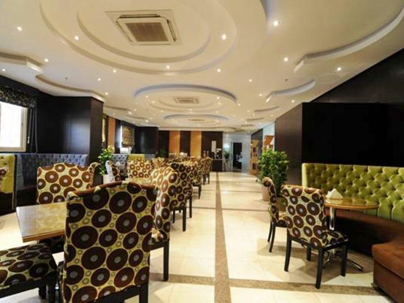 Rose Garden Hotel Riyadh Restoran gambar